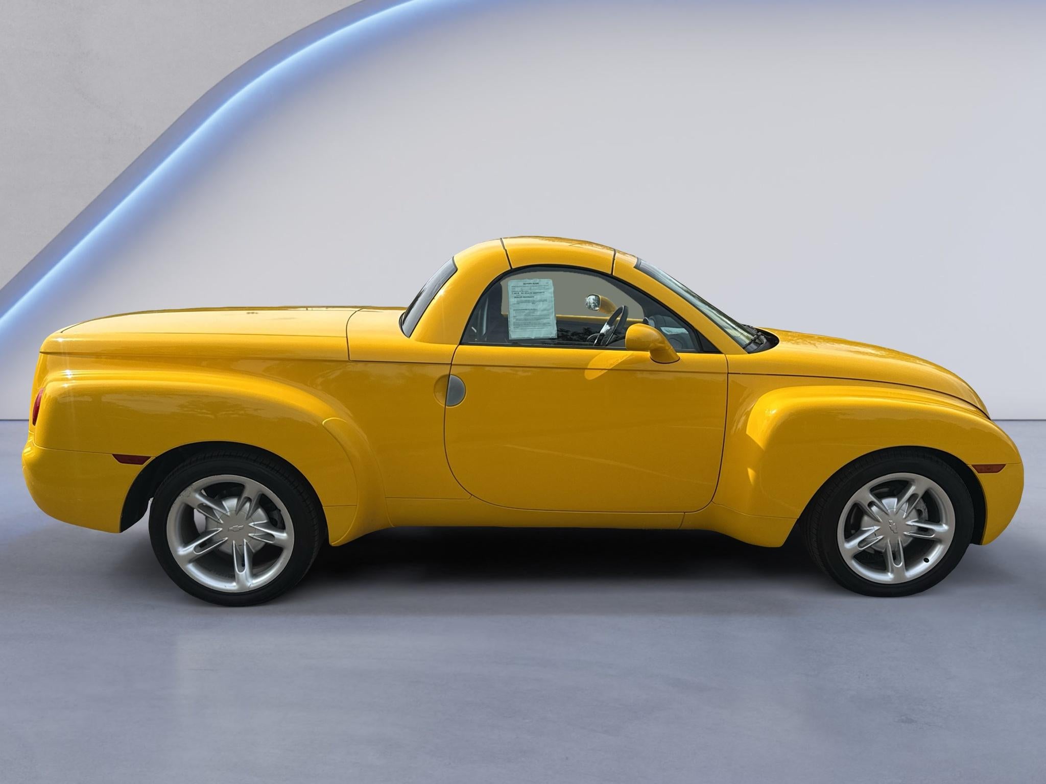 2004 Chevrolet SSR LS