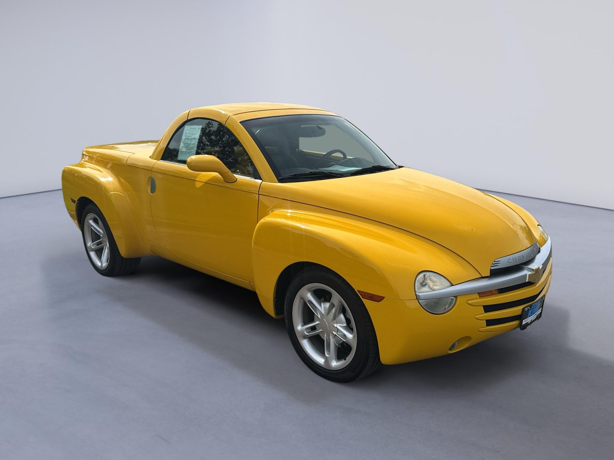 2004 Chevrolet SSR LS