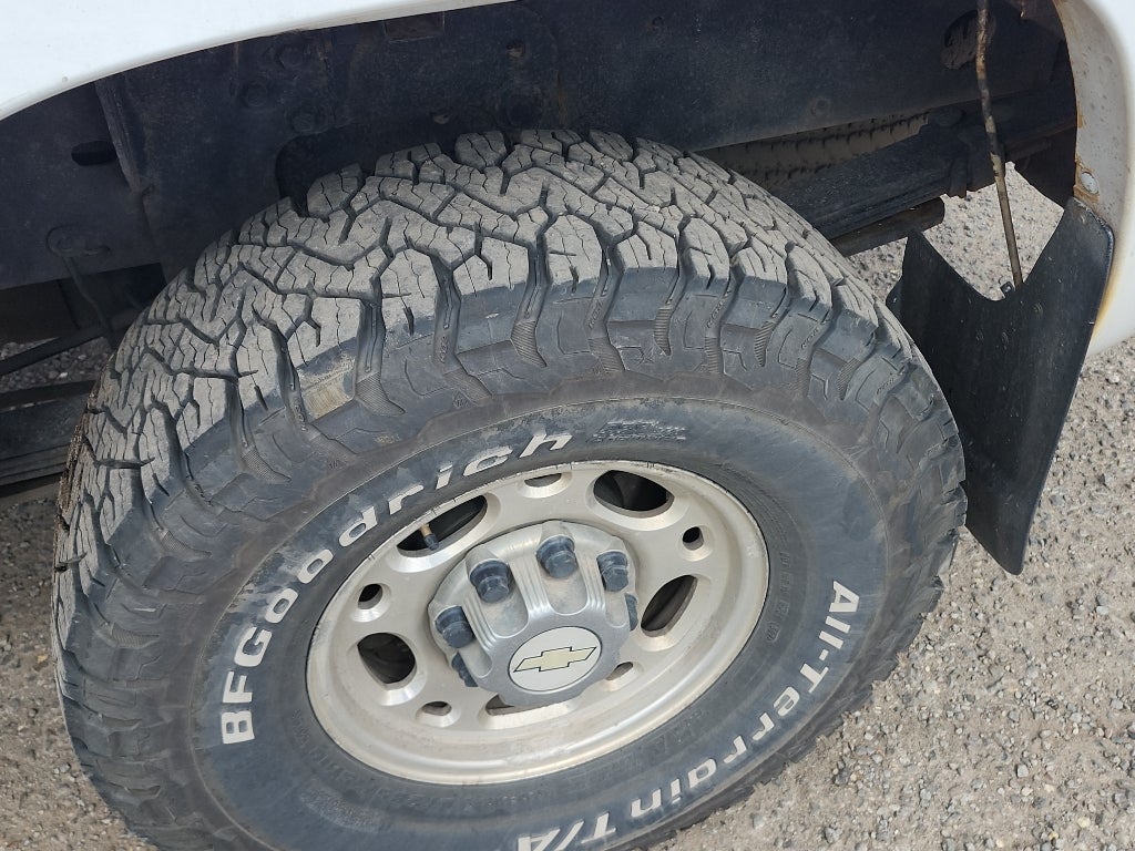 2005 Chevrolet Silverado 2500HD LS