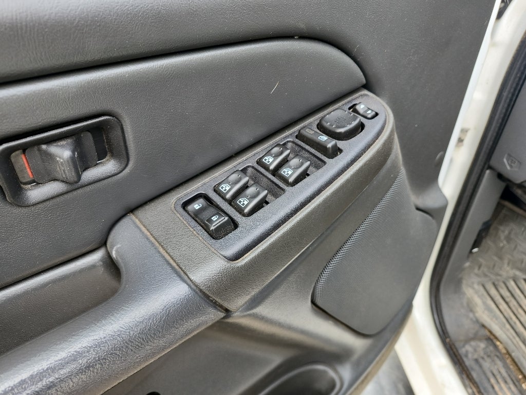 2005 Chevrolet Silverado 2500HD LS