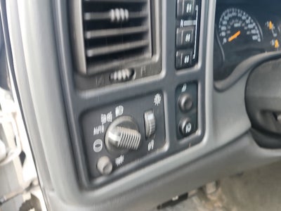 2005 Chevrolet Silverado 2500HD LS