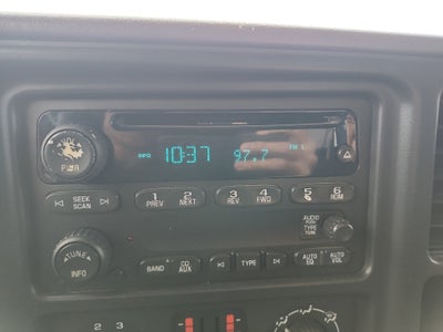 2005 Chevrolet Silverado 2500HD LS