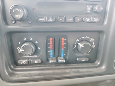 2005 Chevrolet Silverado 2500HD LS