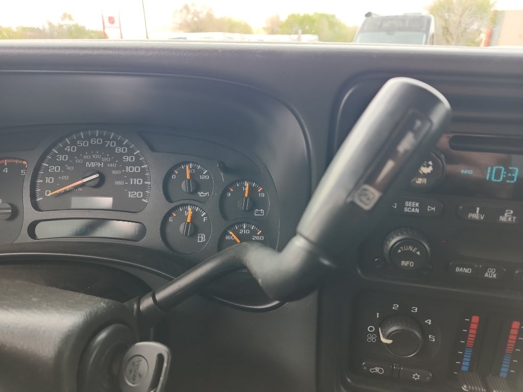 2005 Chevrolet Silverado 2500HD LS