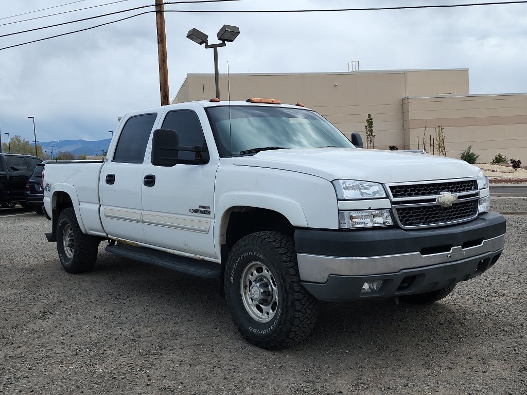 2005 Chevrolet Silverado 2500HD LS