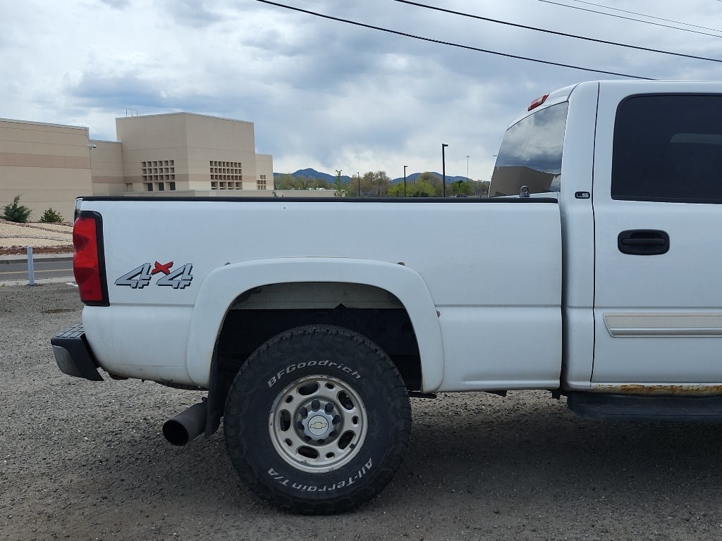2005 Chevrolet Silverado 2500HD LS