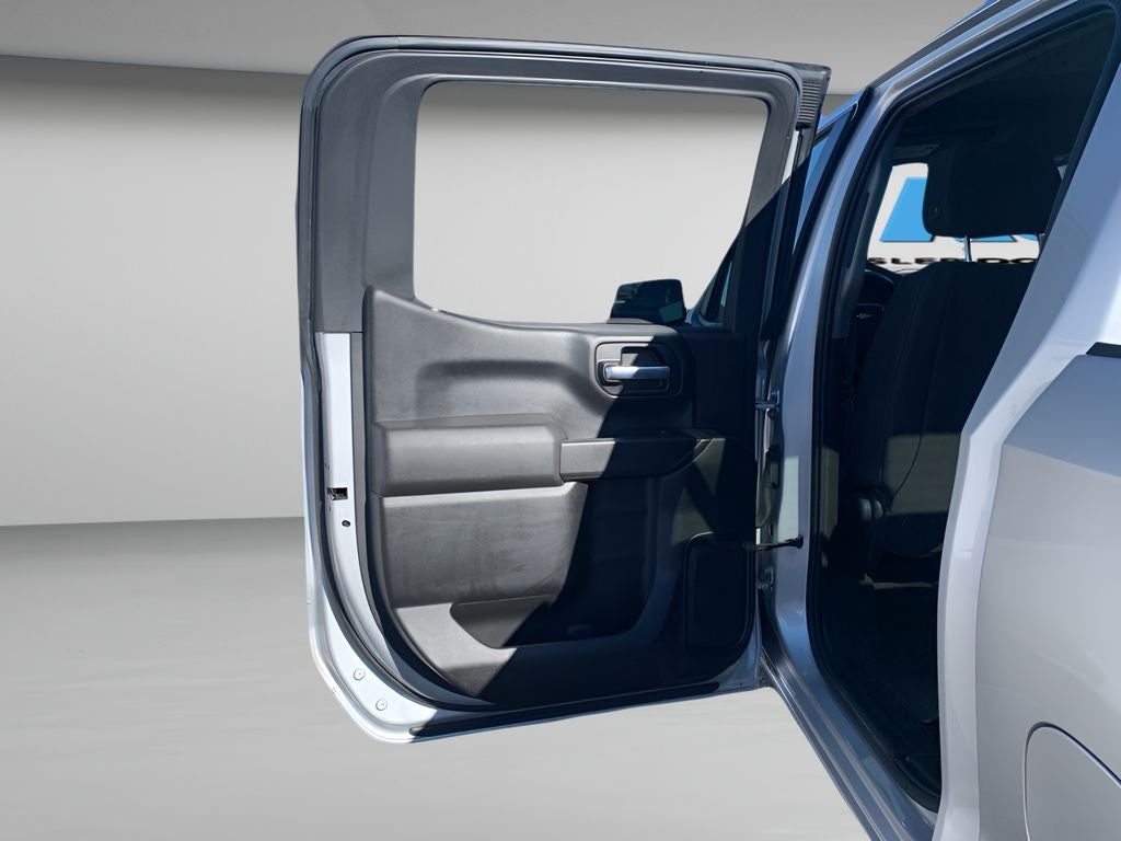 2021 Chevrolet Silverado Custom