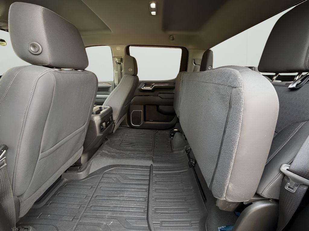 2023 Chevrolet Silverado RST