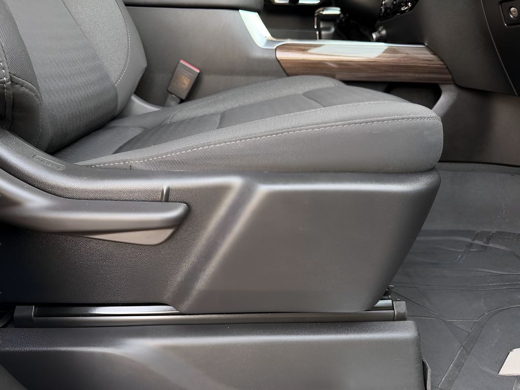 2023 Chevrolet Silverado RST