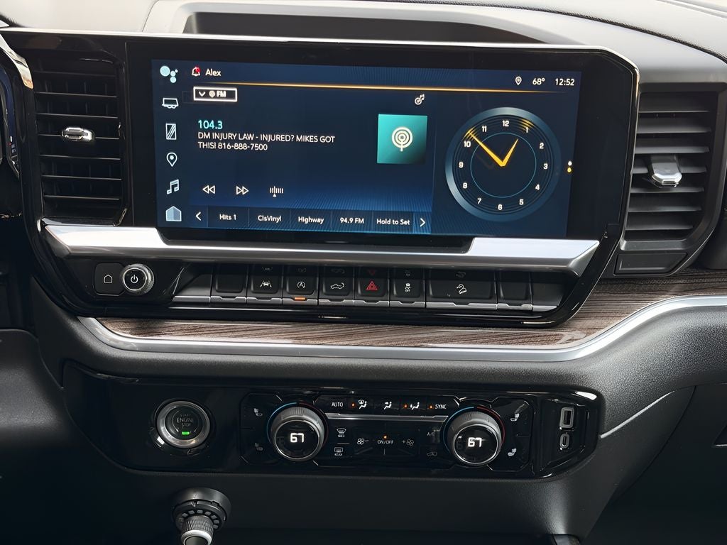 2023 Chevrolet Silverado RST