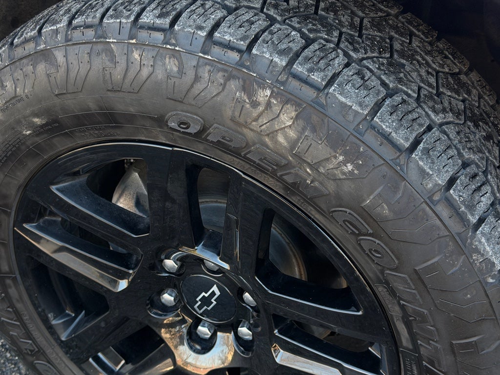 2023 Chevrolet Silverado RST