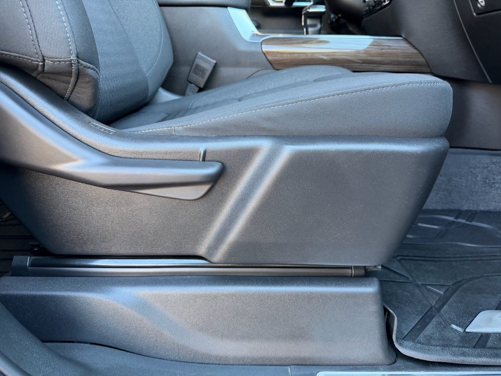 2023 Chevrolet Silverado RST