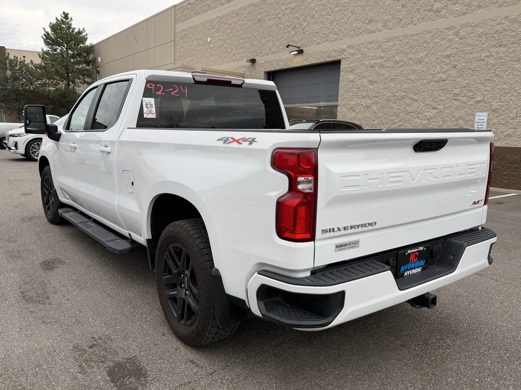 2023 Chevrolet Silverado RST
