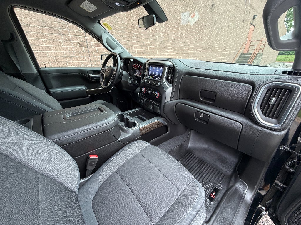 2019 Chevrolet Silverado RST