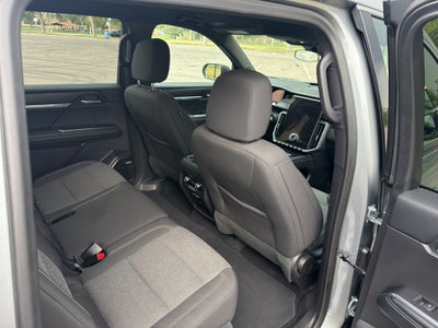 2025 GMC Acadia AWD Elevation