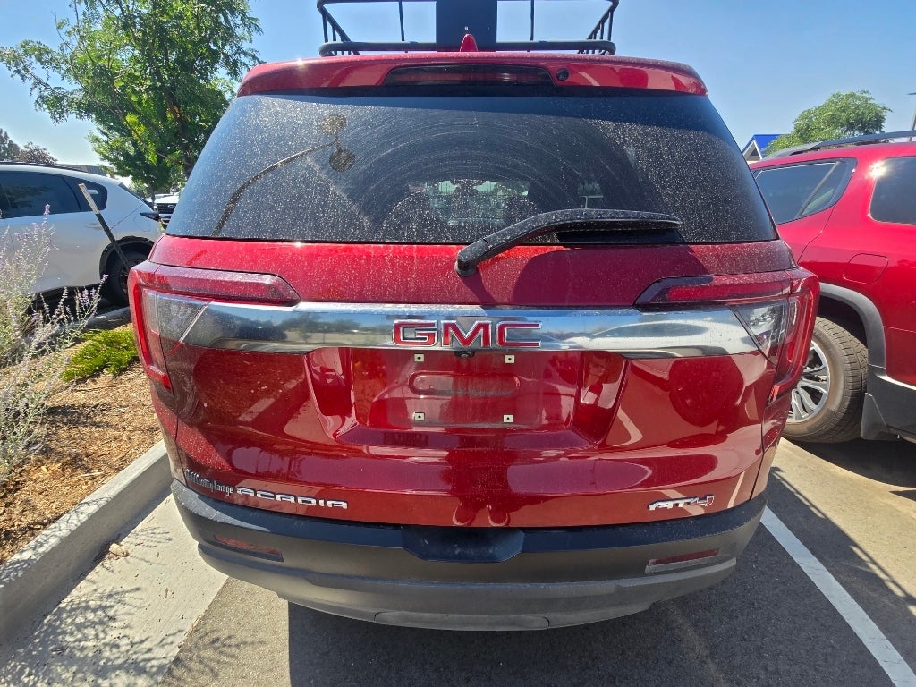 2023 GMC Acadia AT4