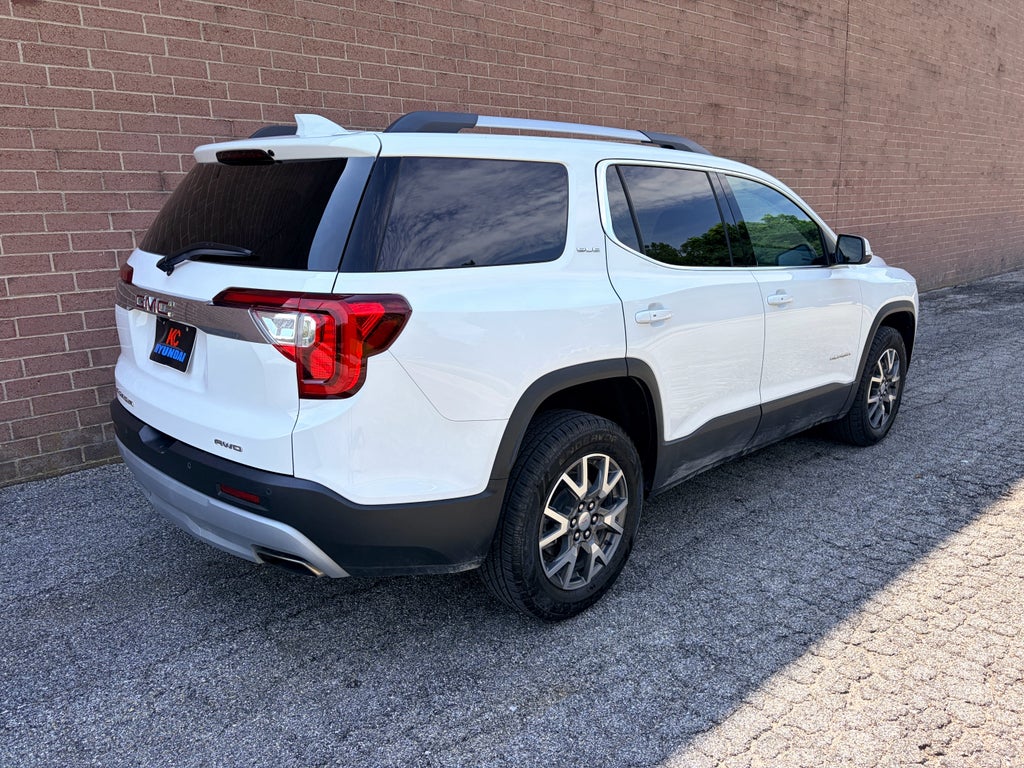 2023 GMC Acadia SLE