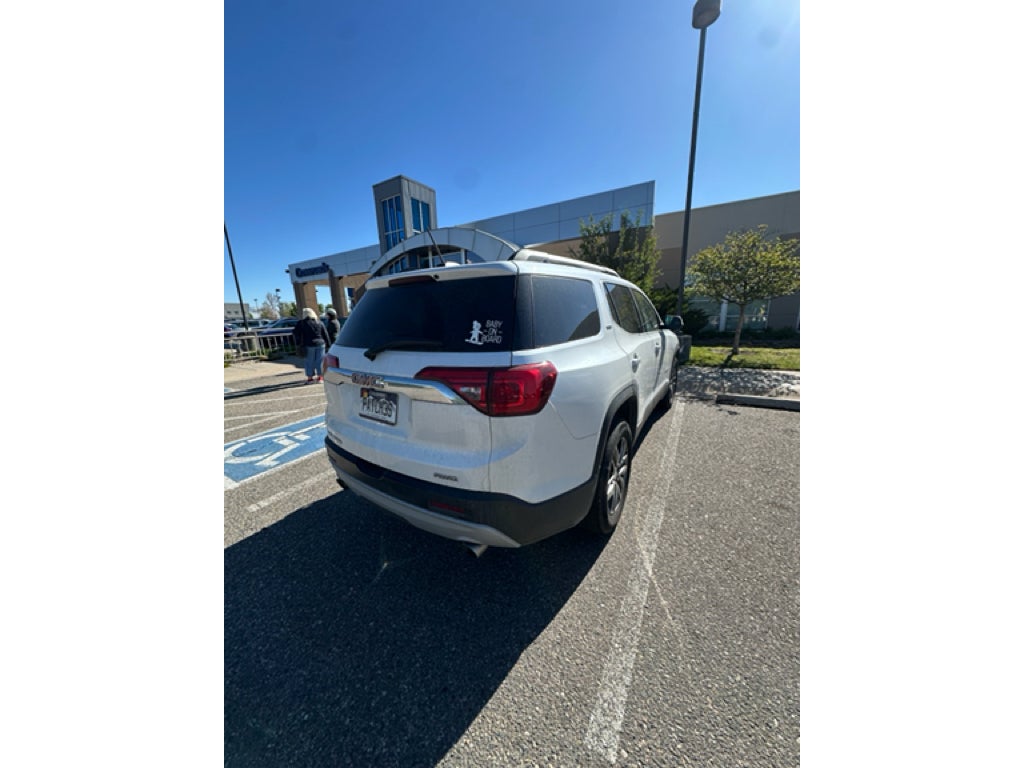 2017 GMC Acadia SLT
