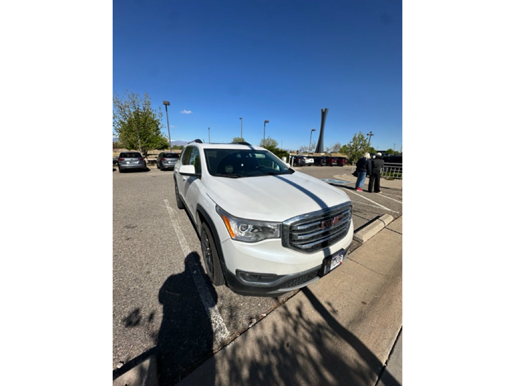 2017 GMC Acadia SLT