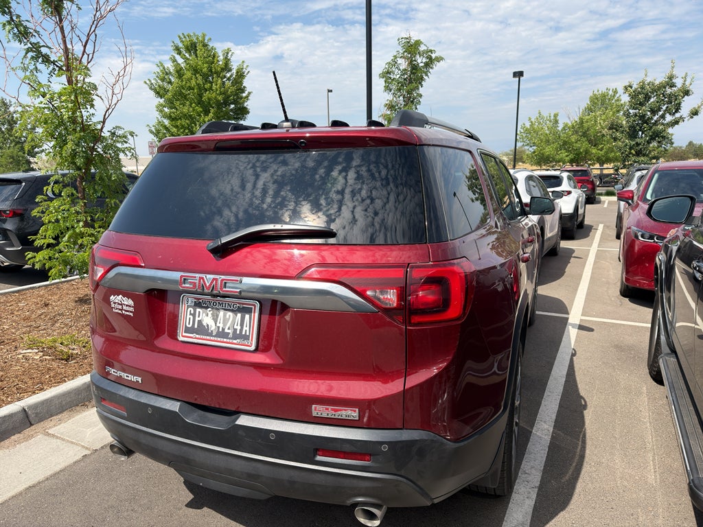 2017 GMC Acadia SLT