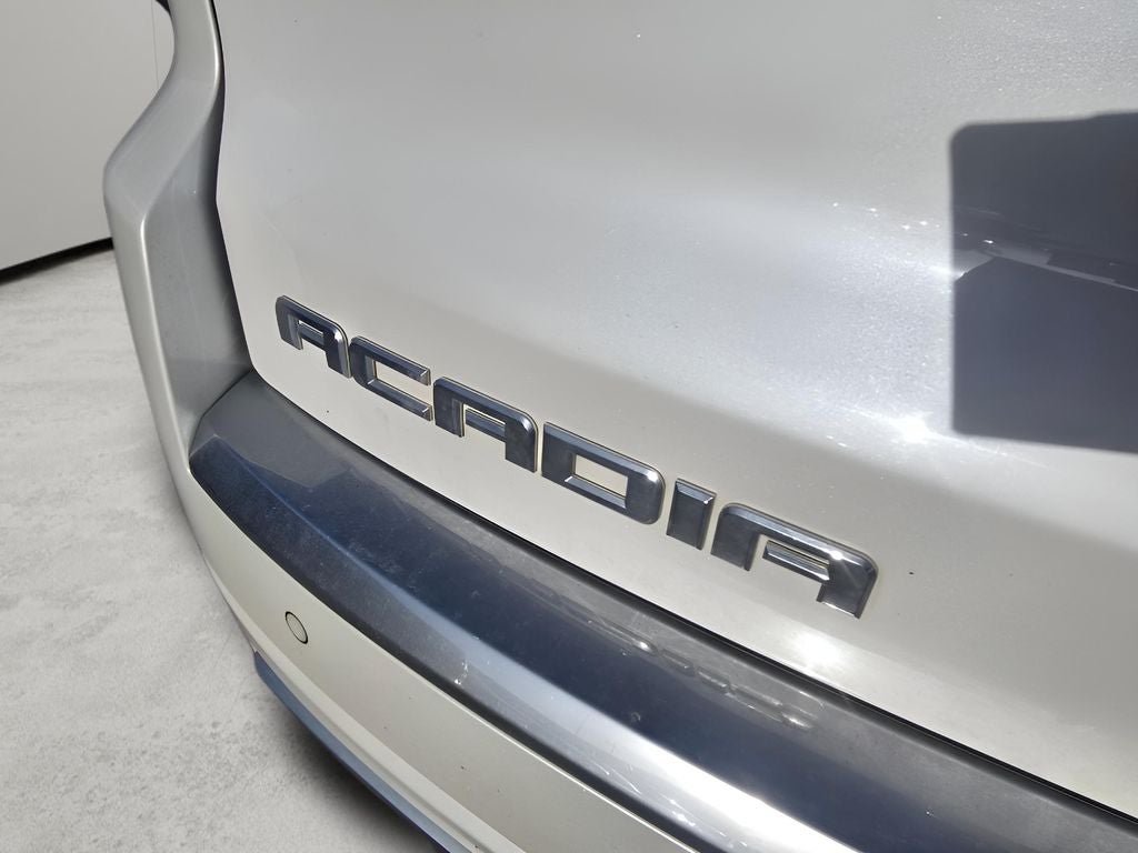 2016 GMC Acadia Denali