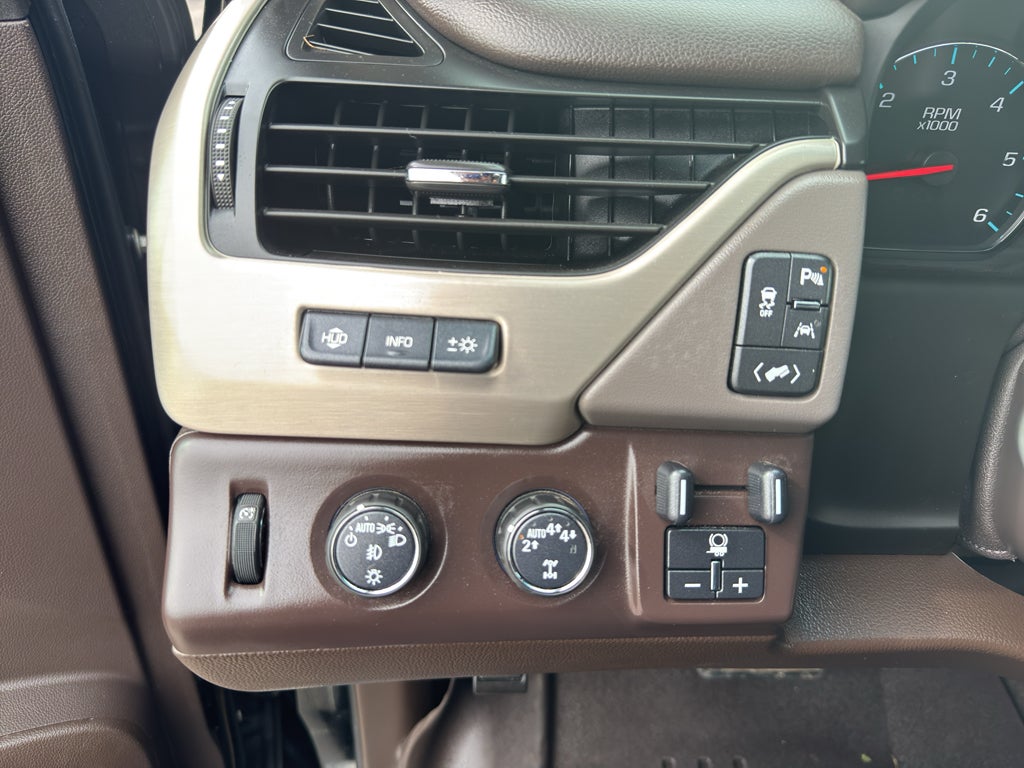 2017 GMC Yukon Denali Denali