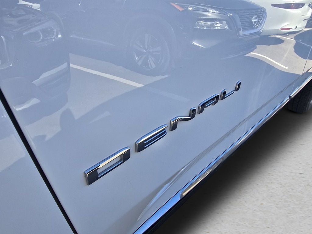 2023 GMC Yukon Denali Denali
