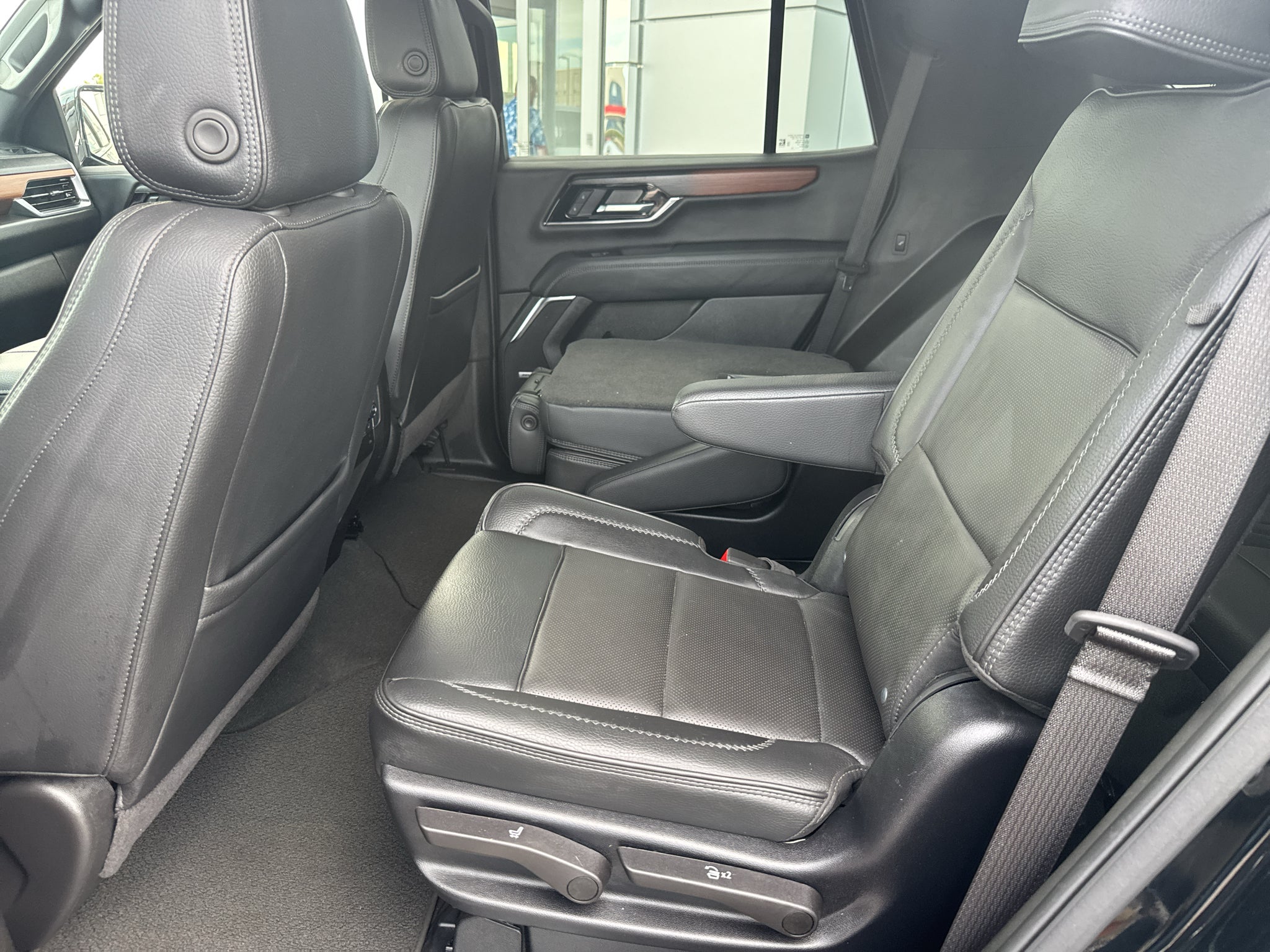 2025 GMC Yukon Denali Denali