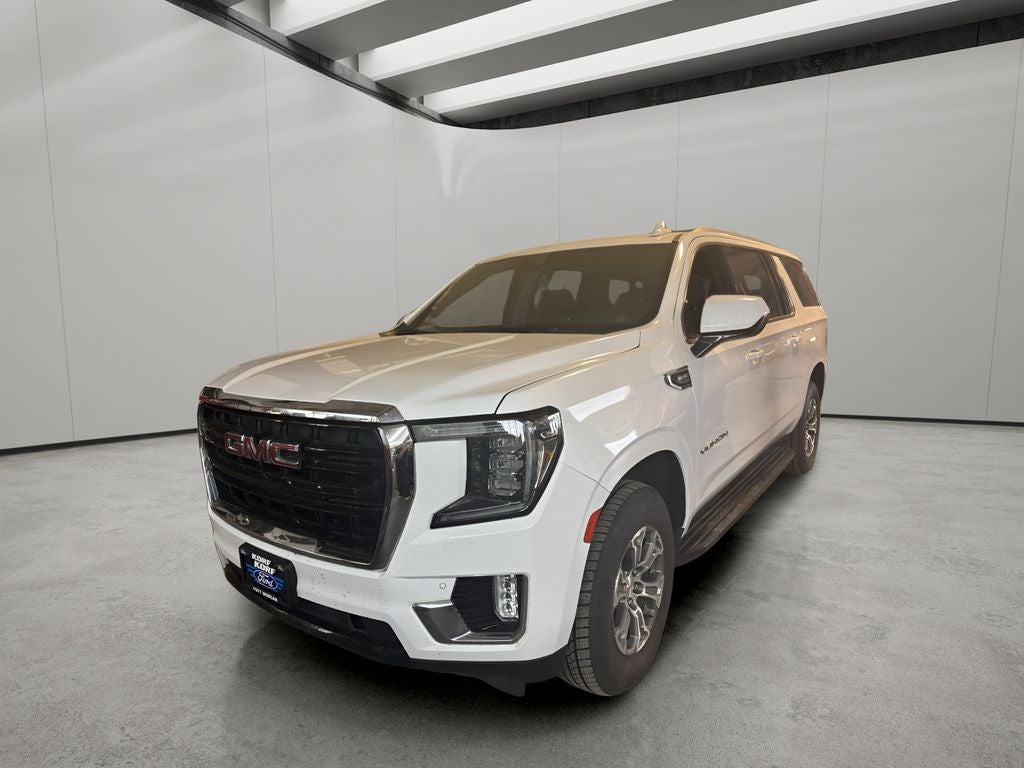 2021 GMC Yukon 4WD SLE's photo