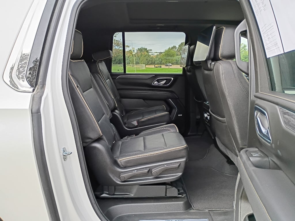 2021 GMC Yukon XL SLT