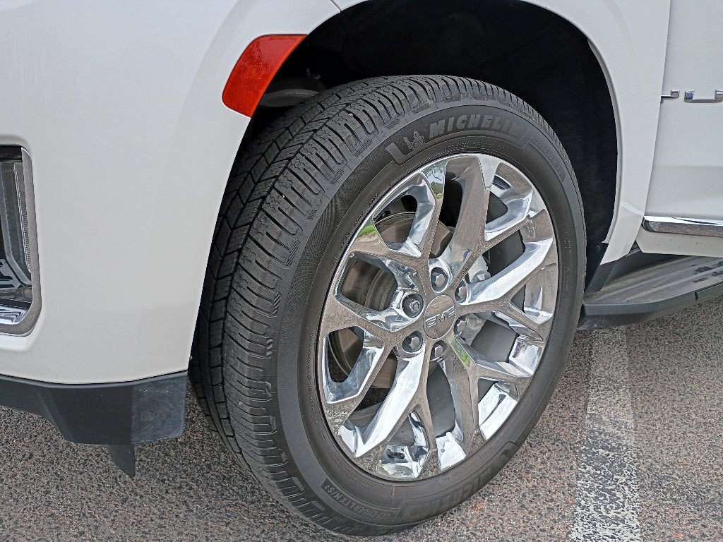 2021 GMC Yukon XL SLT