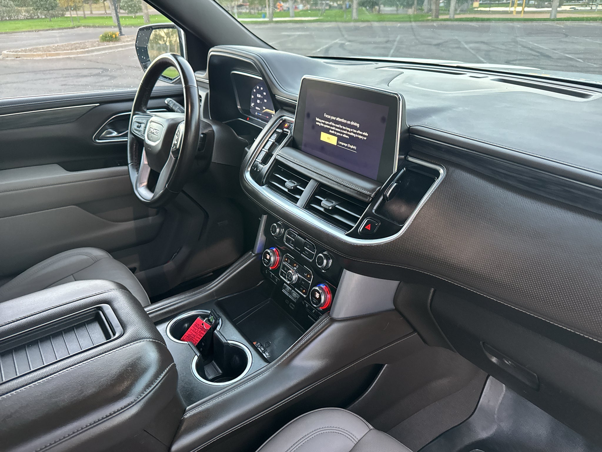 2023 GMC Yukon XL SLT