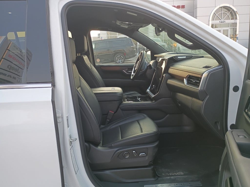 2025 GMC Yukon XL Denali Denali