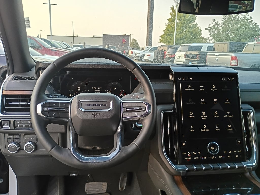 2025 GMC Yukon XL Denali Denali