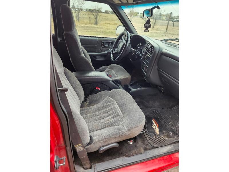 2002 Chevrolet Blazer LS