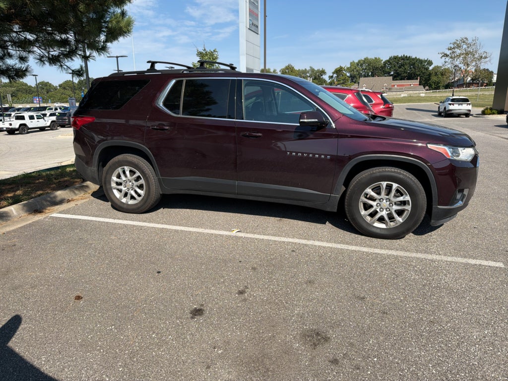 2019 Chevrolet Traverse LT Cloth