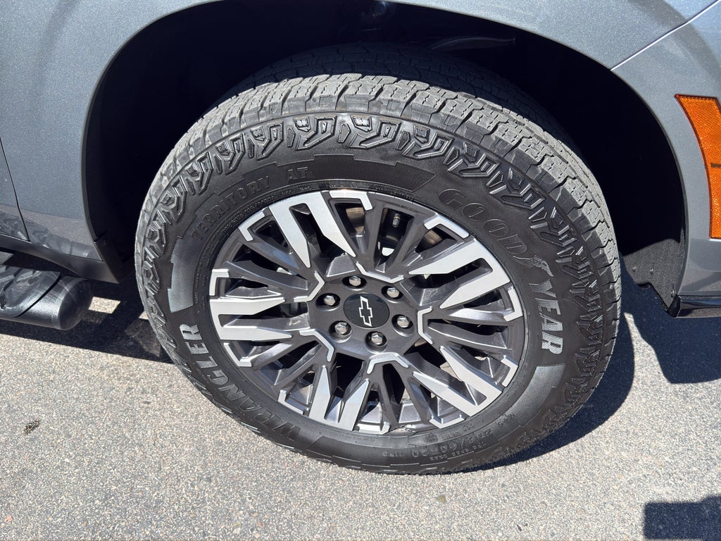 2025 Chevrolet Suburban Z71