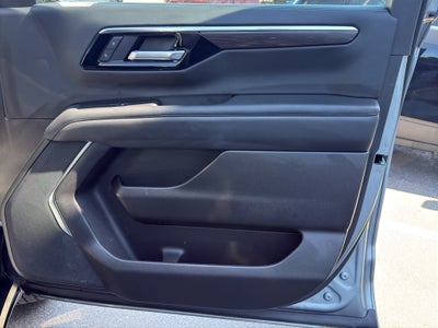 2025 Chevrolet Suburban Z71