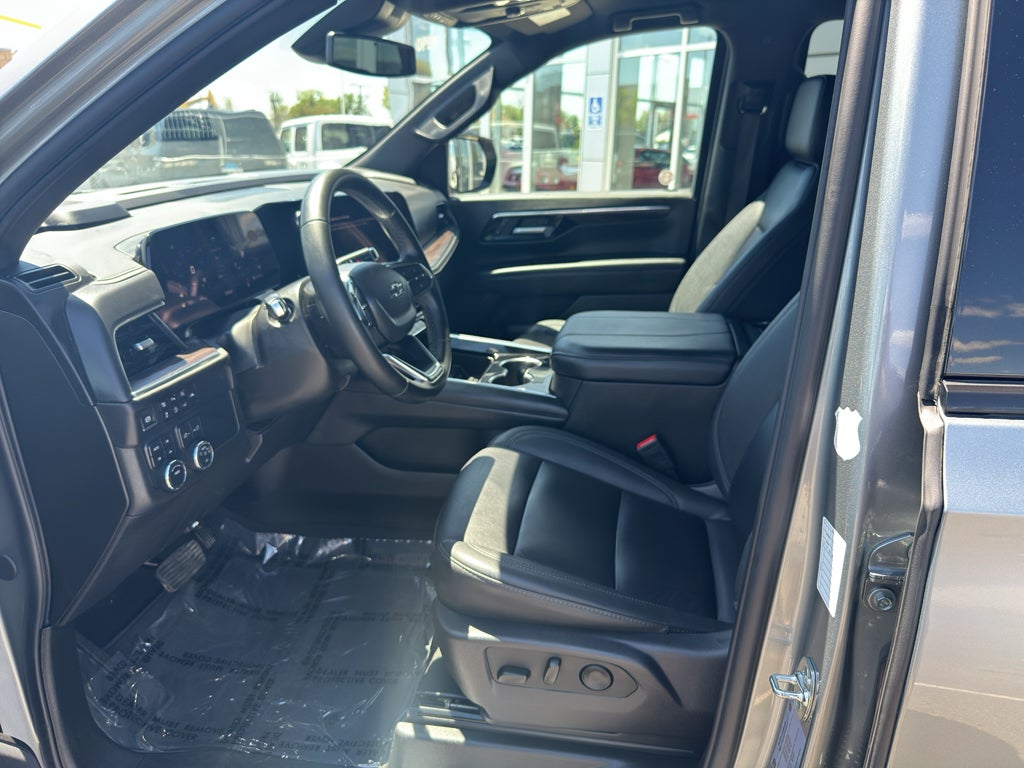 2025 Chevrolet Suburban Z71