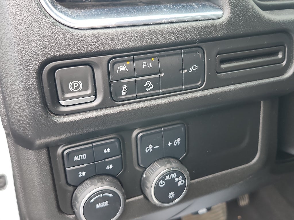 2022 Chevrolet Suburban Premier