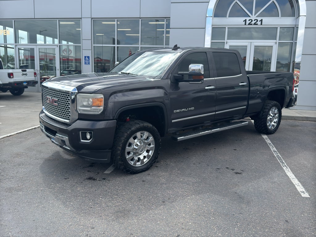 2015 GMC Sierra 2500HD available WiFi Denali