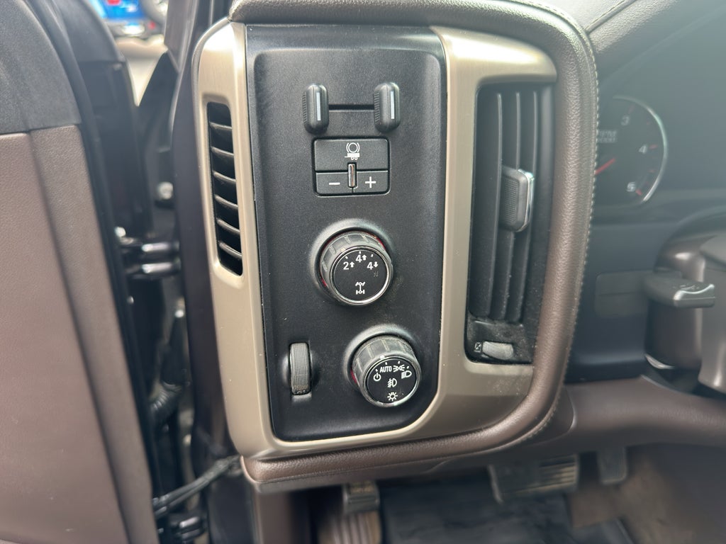 2015 GMC Sierra 2500HD available WiFi Denali