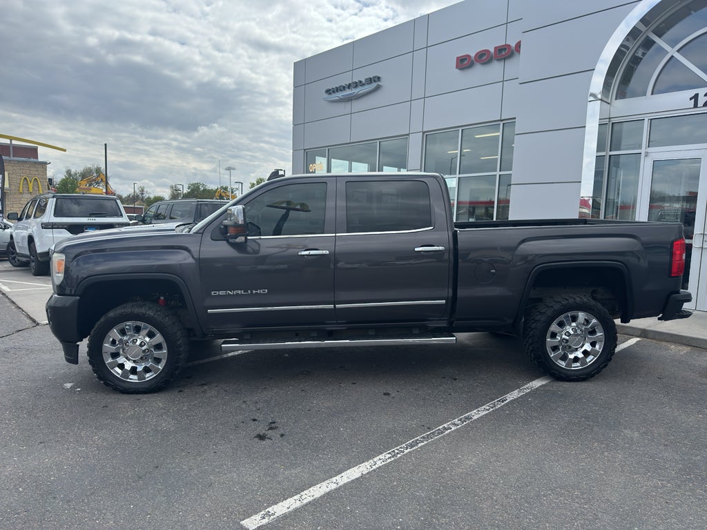 2015 GMC Sierra 2500HD available WiFi Denali