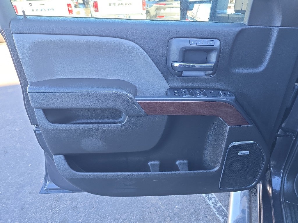 2015 GMC Sierra 2500HD available WiFi SLT