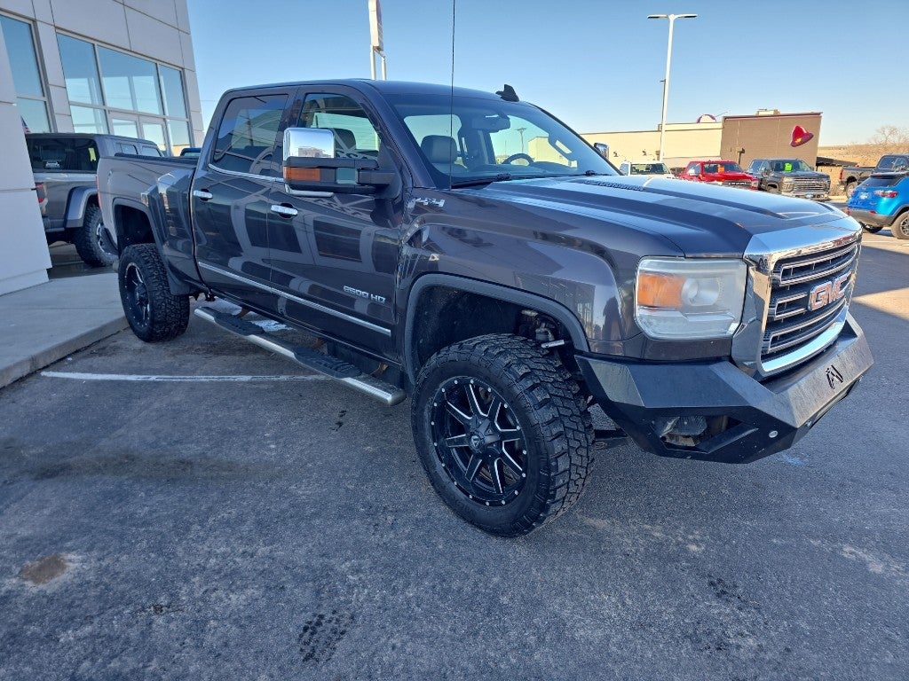 2015 GMC Sierra 2500HD available WiFi SLT
