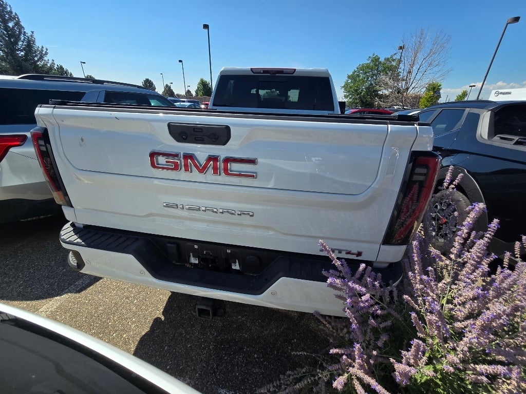 2024 GMC Sierra 2500HD AT4