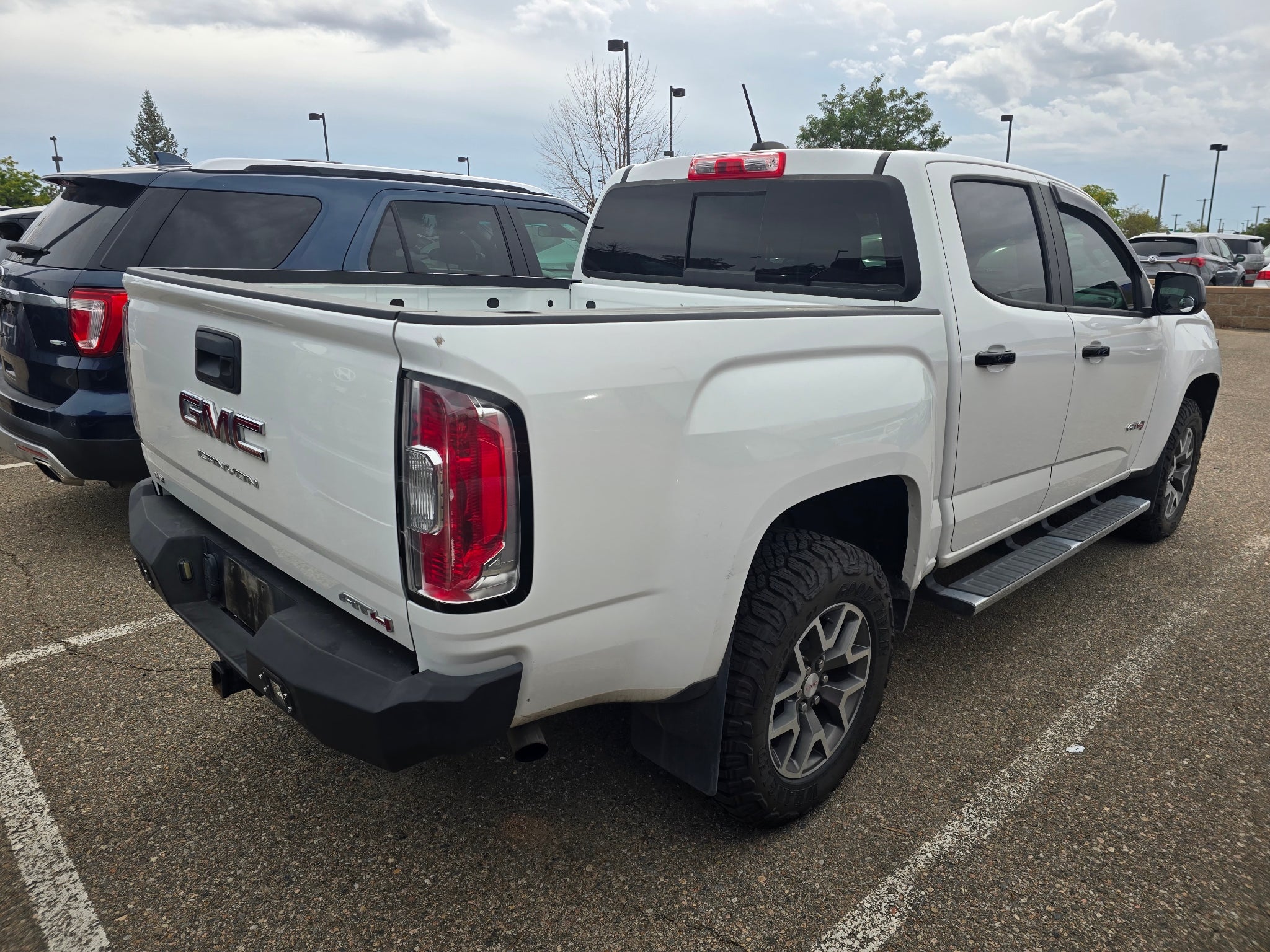 2021 GMC Canyon 4WD AT4 w/Cloth