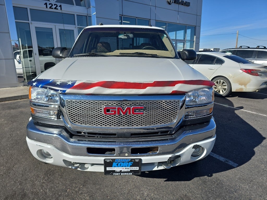 2004 GMC Sierra 2500HD SLT