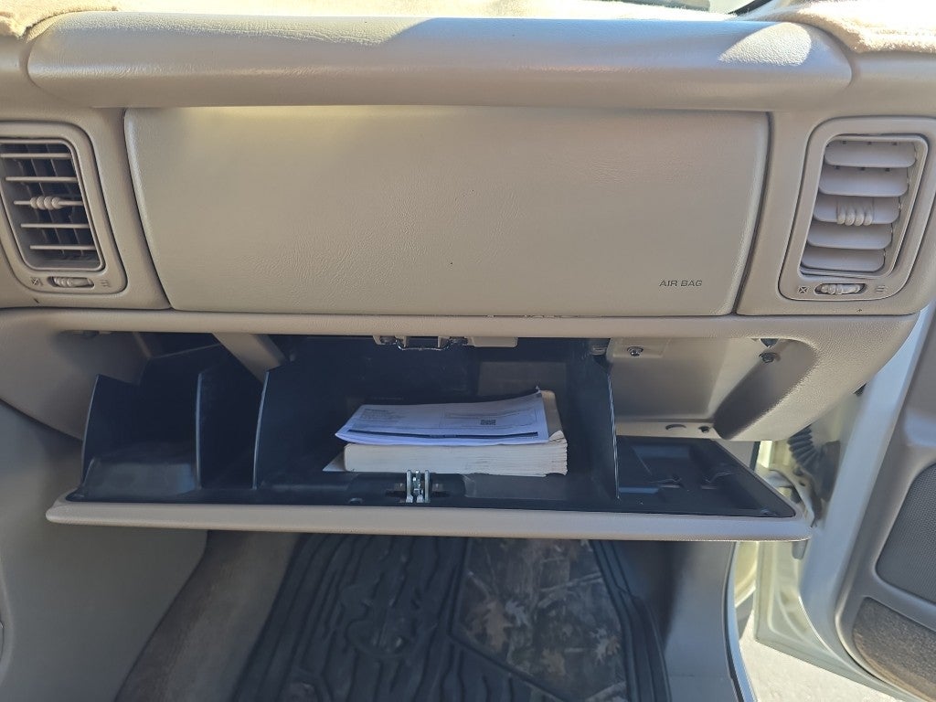 2004 GMC Sierra 2500HD SLT