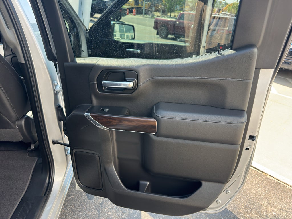 2021 GMC Sierra SLT